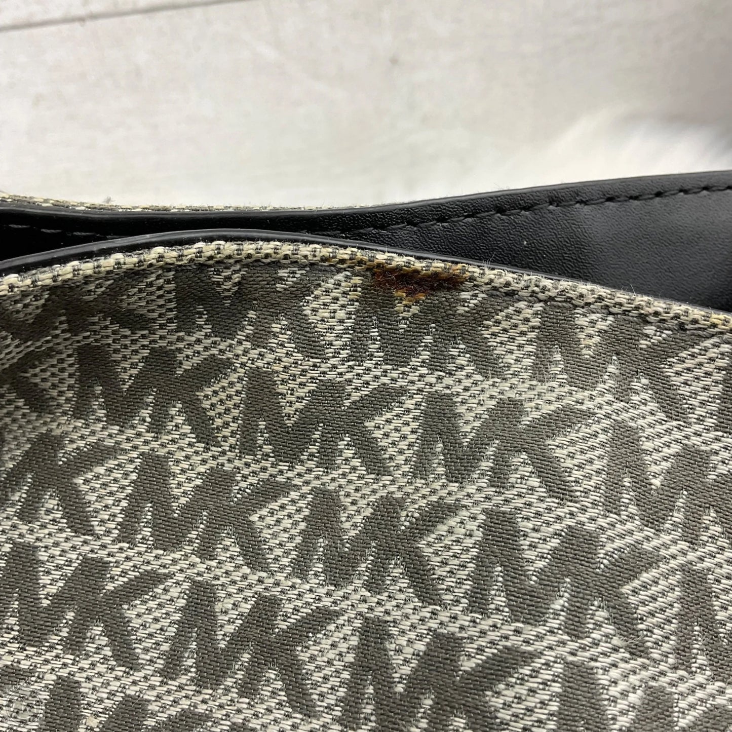 Handbag Designer By Michael Kors, Size: Medium
