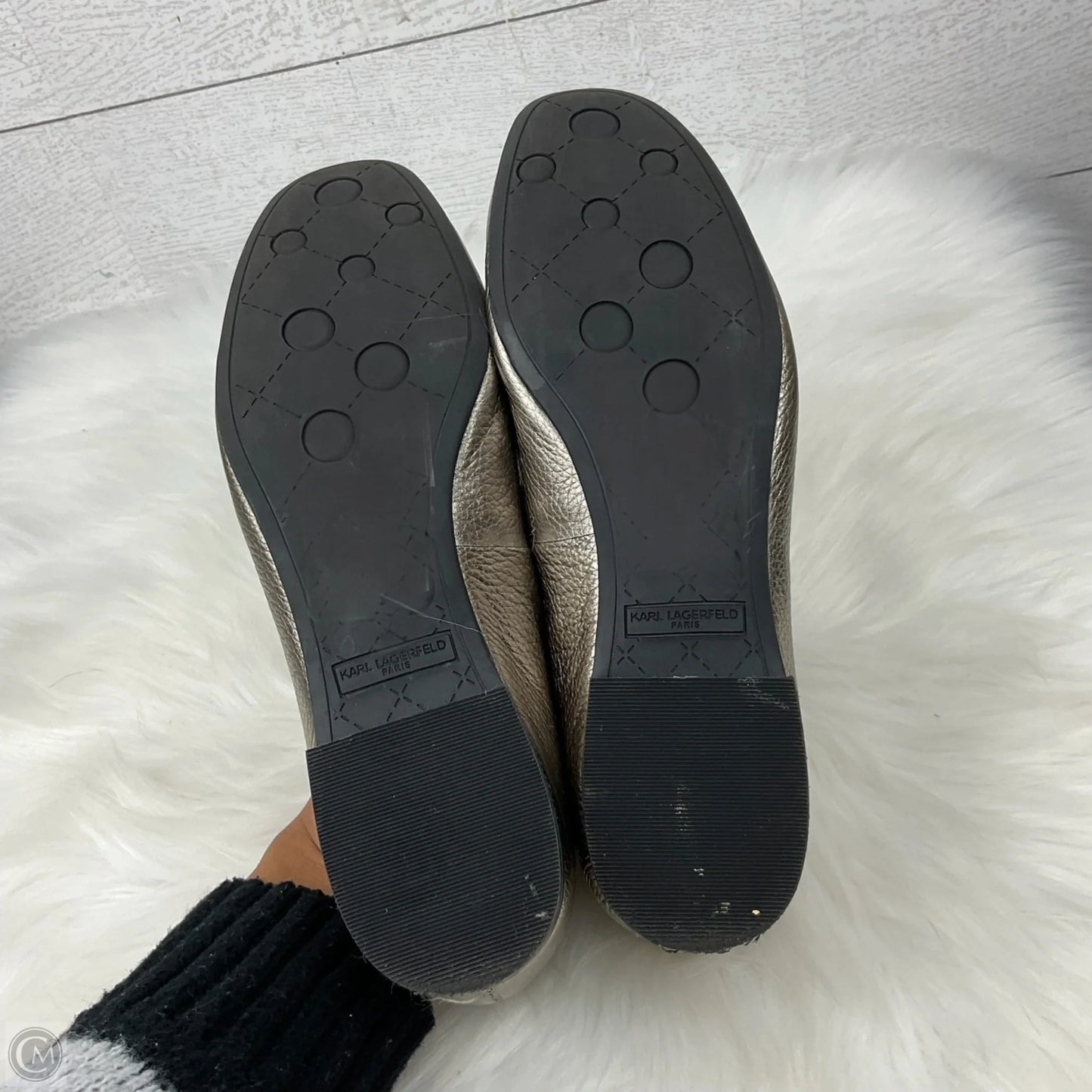 Shoes Designer By Karl Lagerfeld In Grey, Size: 9