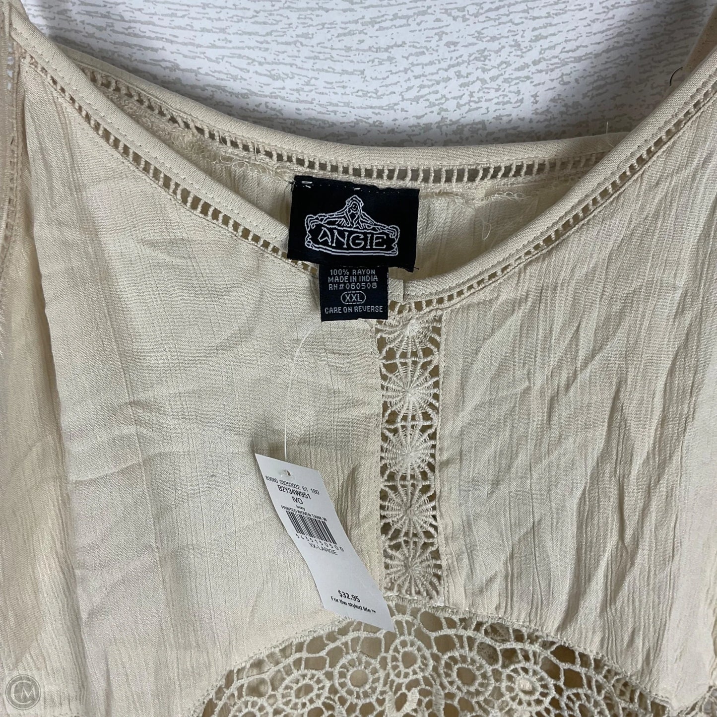 Top Sleeveless By Angie In Cream, Size: Xxl