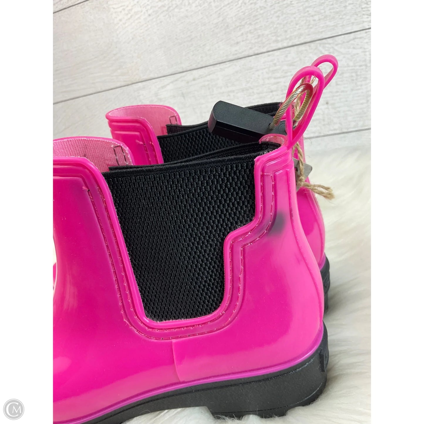 Boots Ankle Flats By Seven 7 In Pink, Size: 7