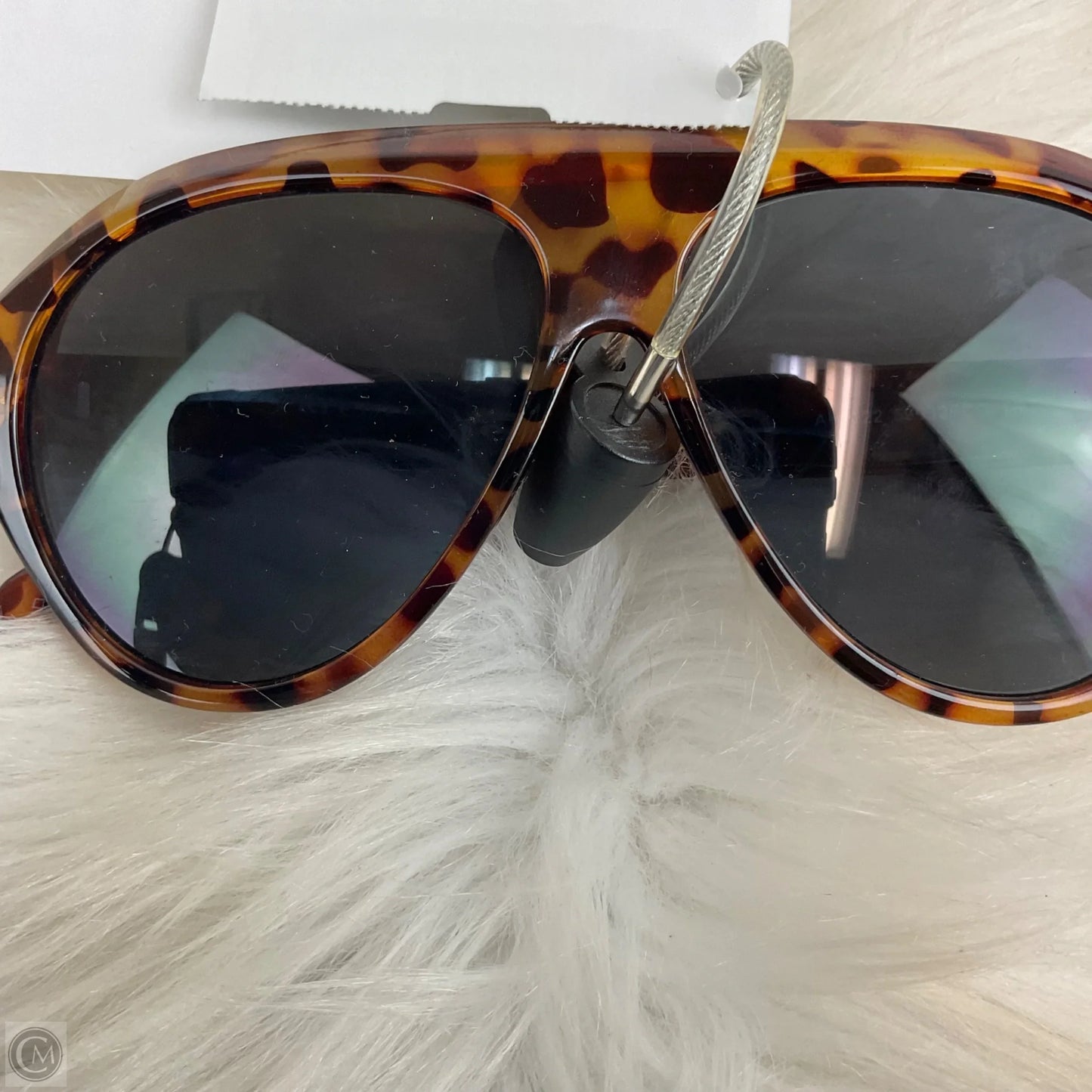 Sunglasses Designer By Frye, Size: Medium