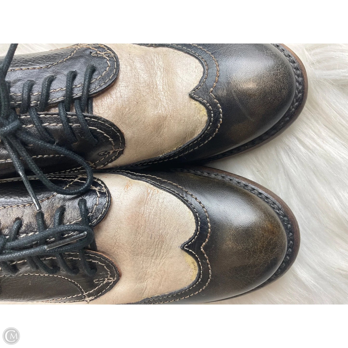 Shoes Sneakers By Bed Stu In Black & White, Size: 7