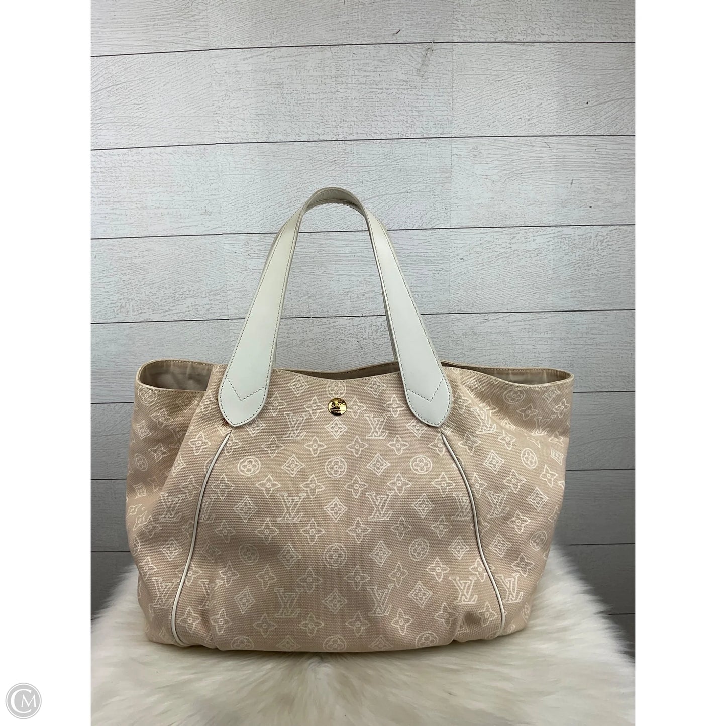 Handbag Luxury Designer By Louis Vuitton, Size: Large