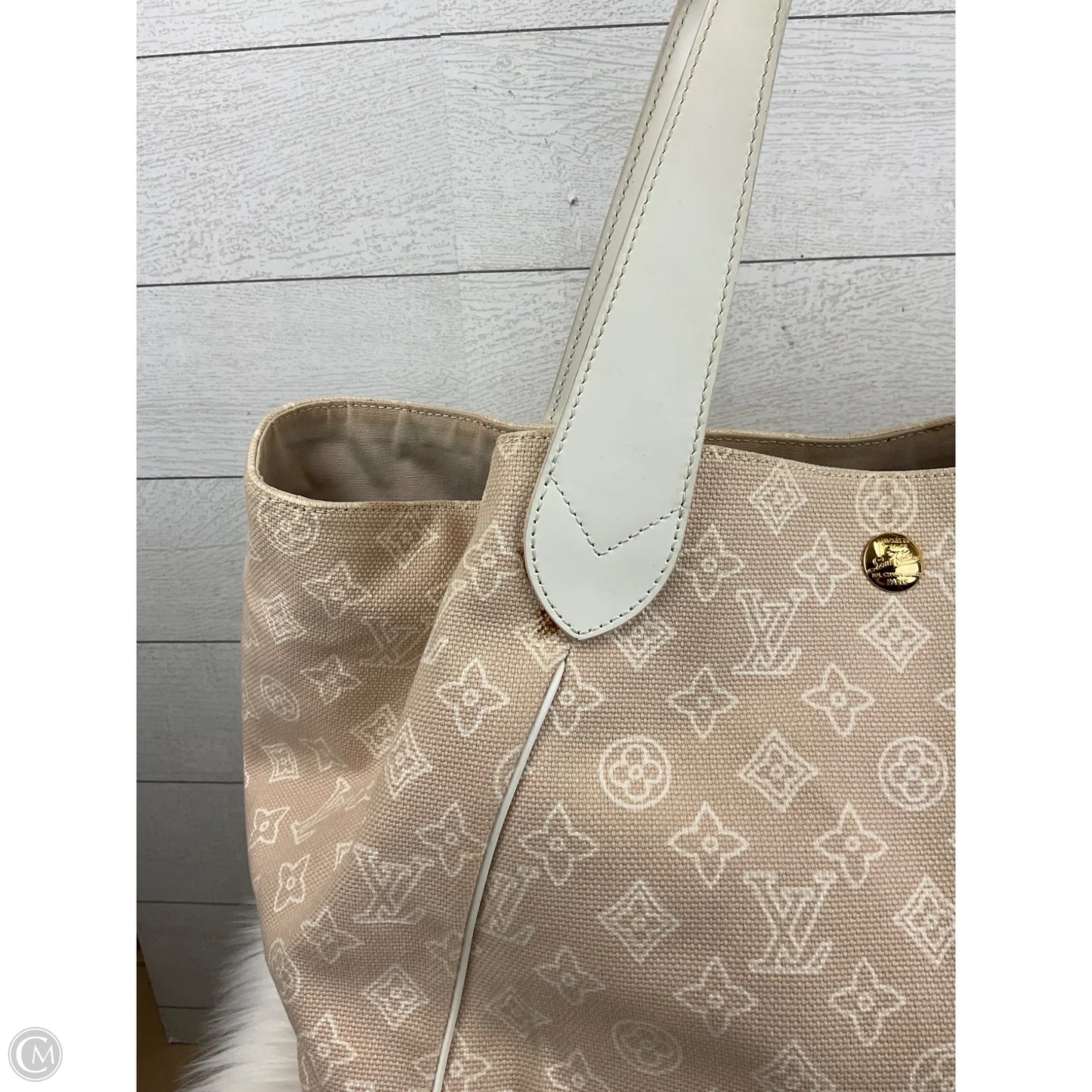 Handbag Luxury Designer By Louis Vuitton, Size: Large