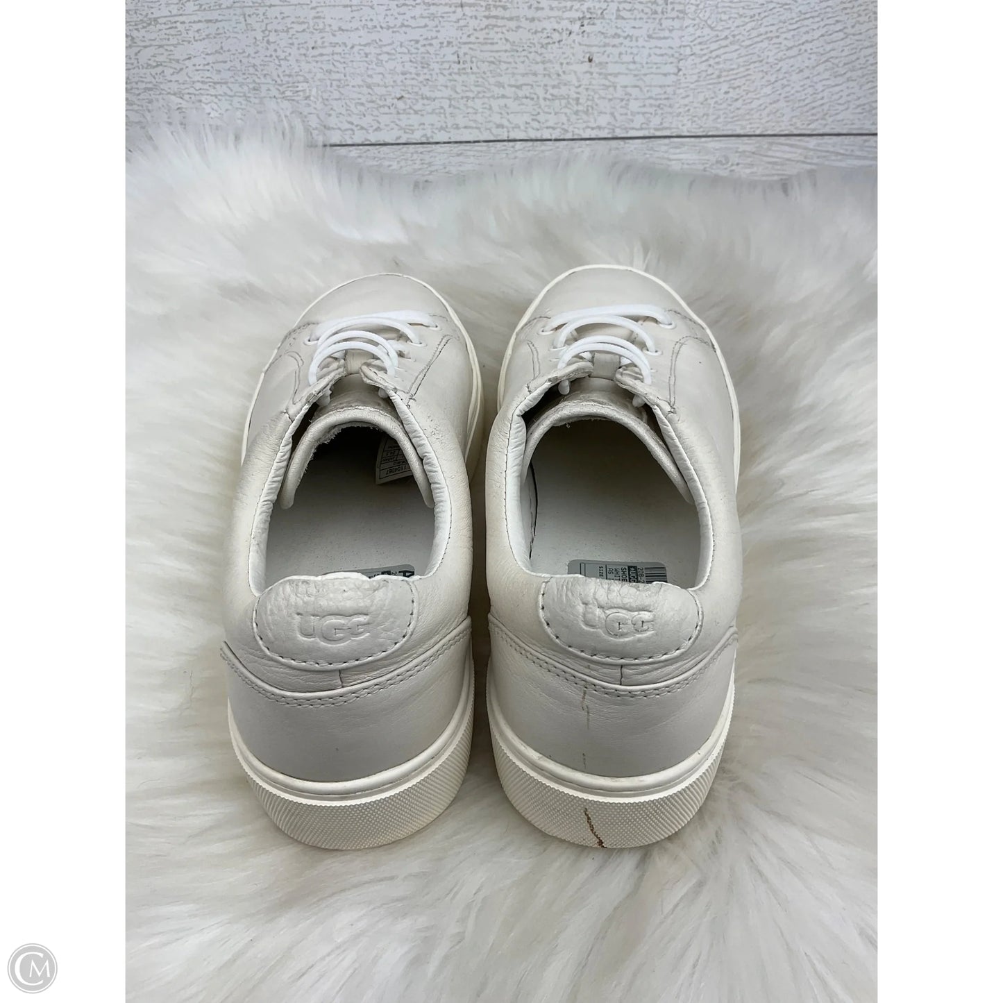 Shoes Designer By Ugg In White, Size: 7.5