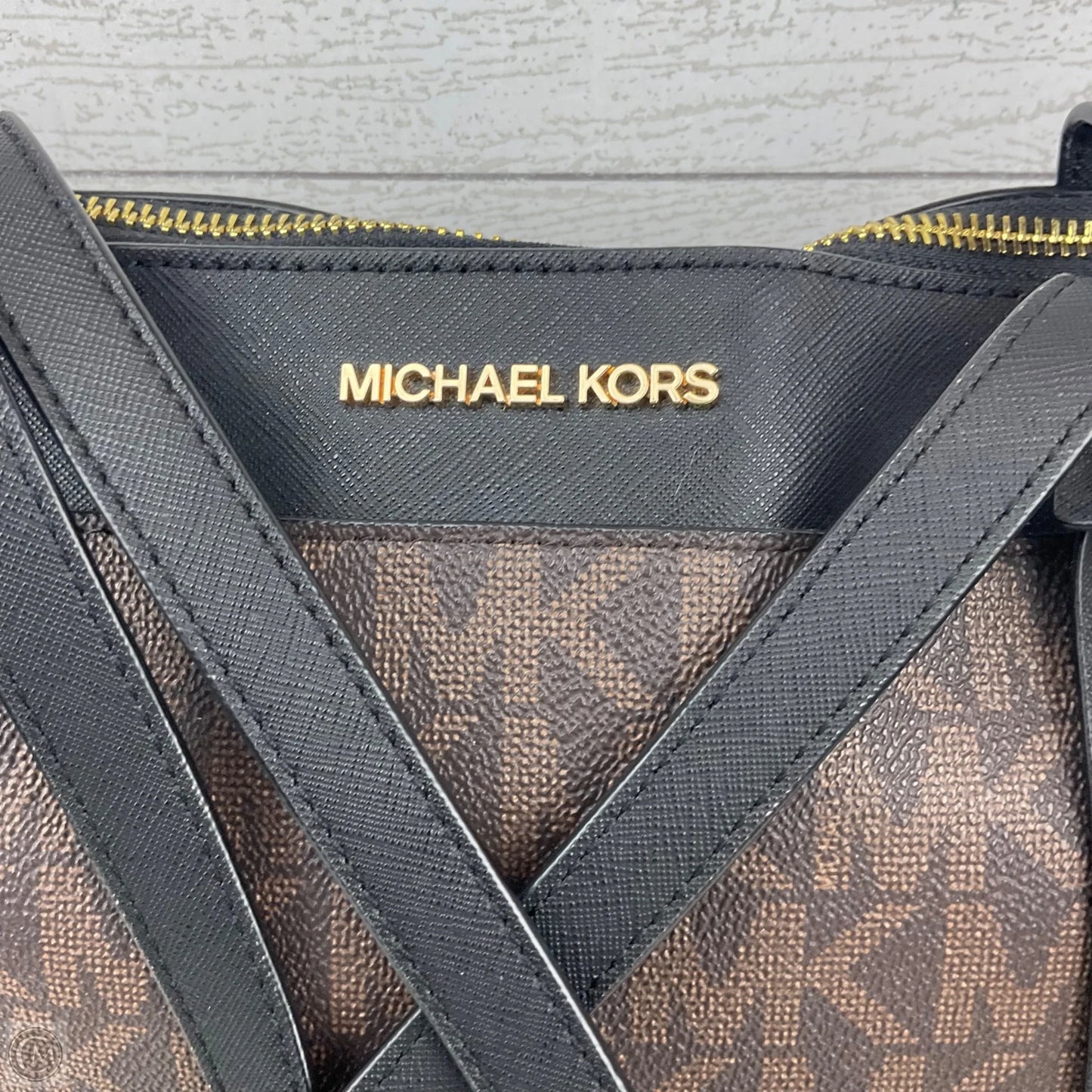 Handbag Designer By Michael Kors, Size: Medium