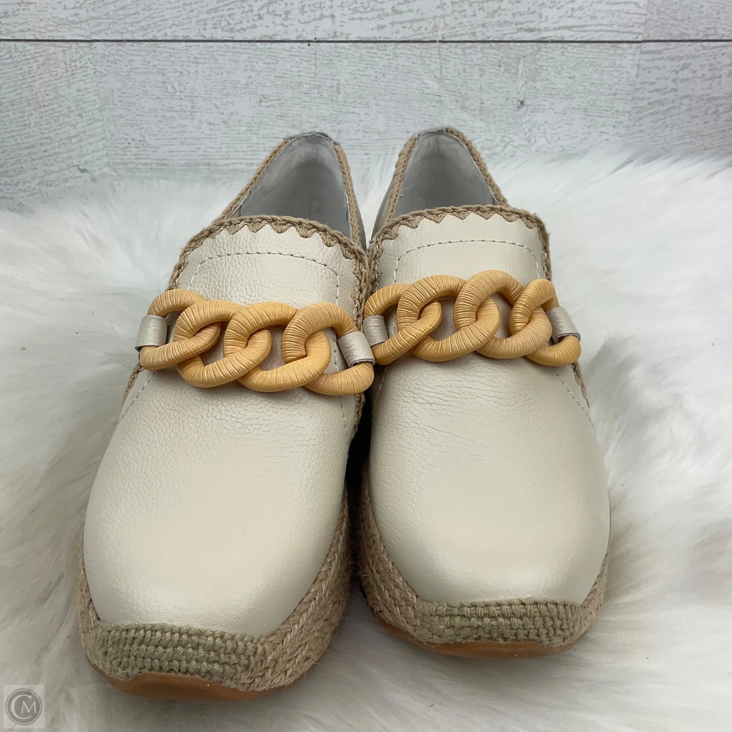 Shoes Sneakers By Dolce Vita In Cream, Size: 6.5