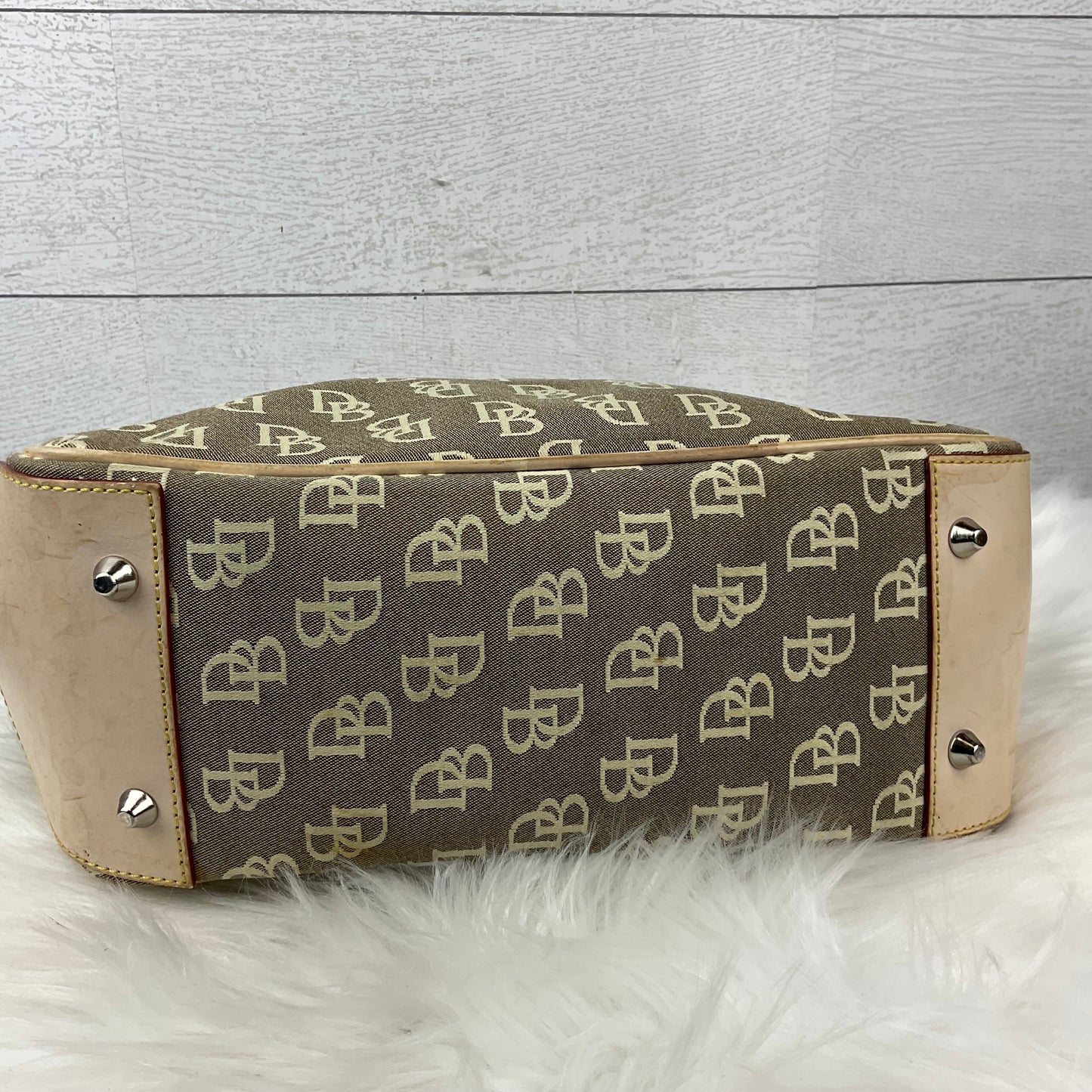 Handbag Designer By Dooney And Bourke, Size: Medium