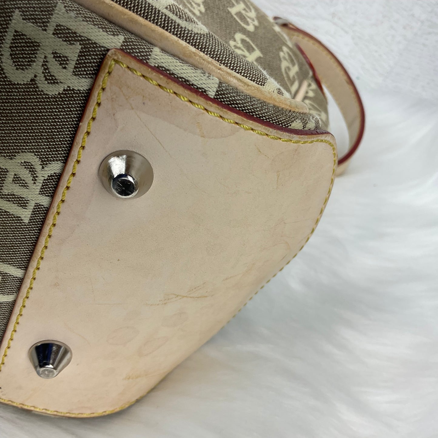Handbag Designer By Dooney And Bourke, Size: Medium