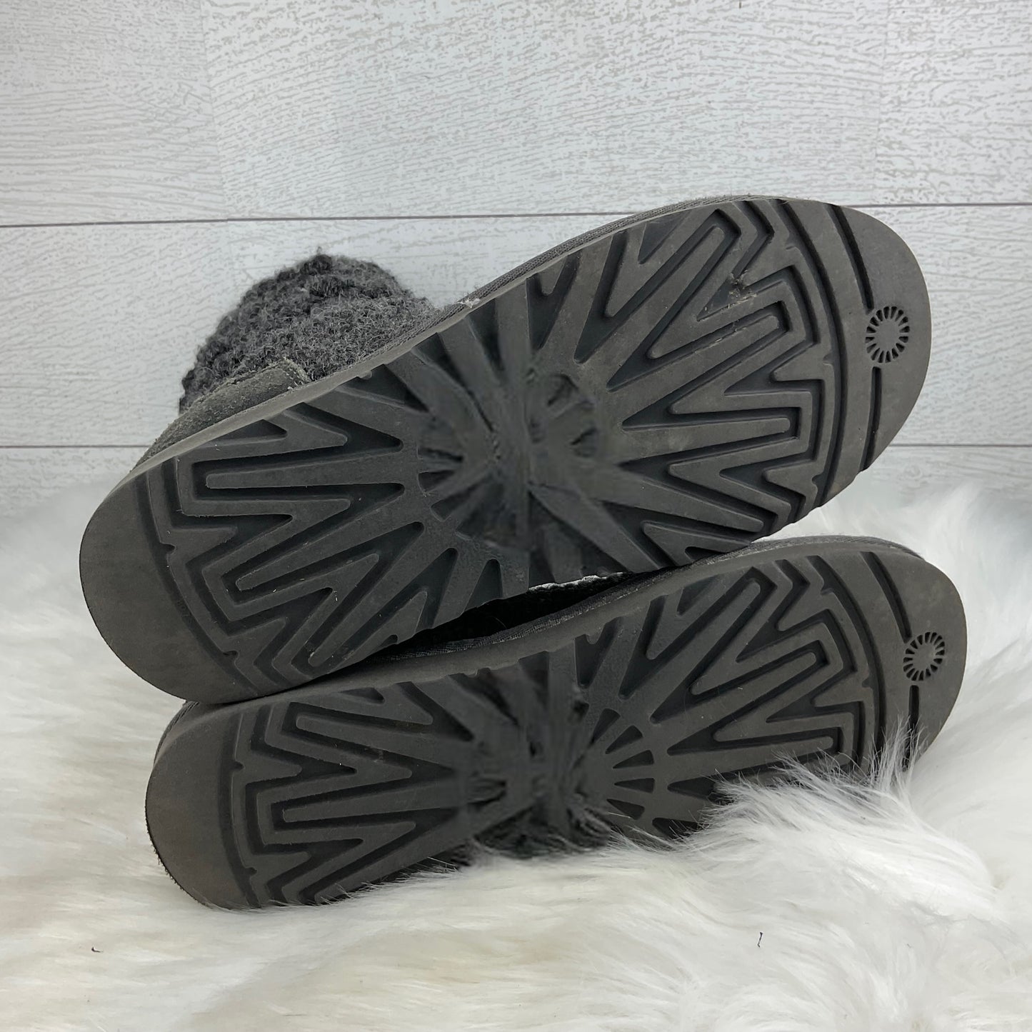 Boots Designer By Ugg Size: 8