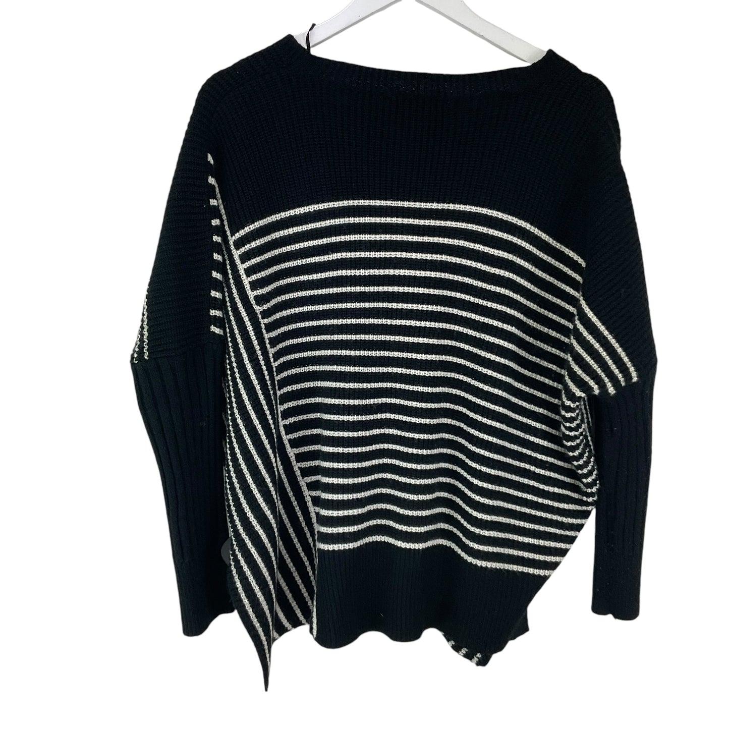 Sweater By Romeo And Juliet In Black, Size: M