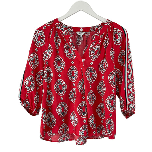 Top 3/4 Sleeve By Crown And Ivy In Red, Size: Lp