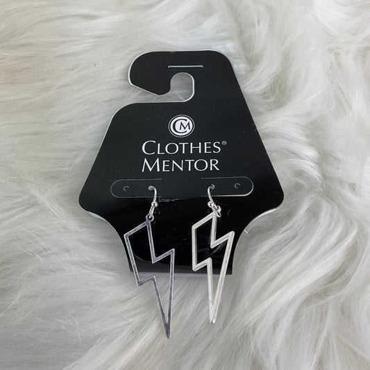 Earrings Dangle/drop By Clothes Mentor