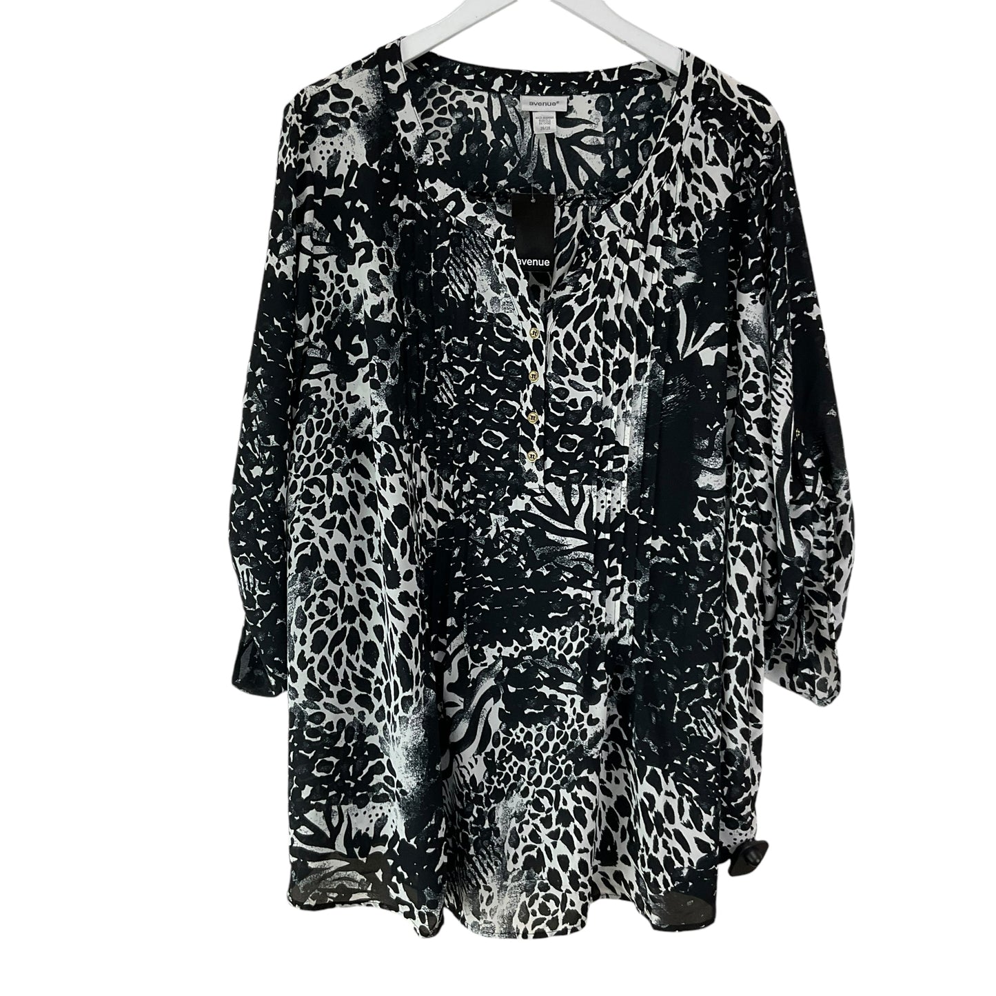 Top 3/4 Sleeve By Avenue In Black & White, Size: 3x