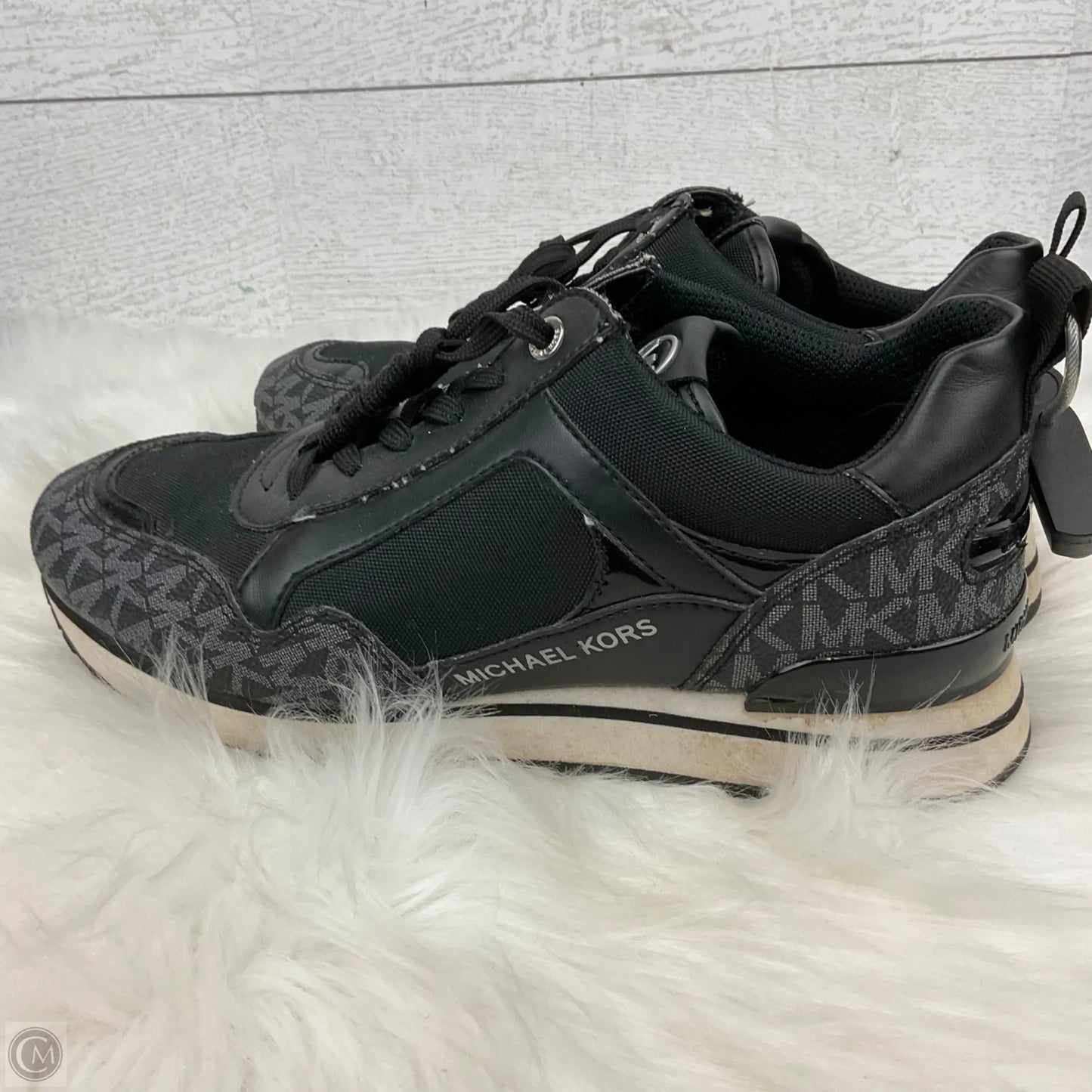 Shoes Designer By Michael Kors In Black, Size: 7