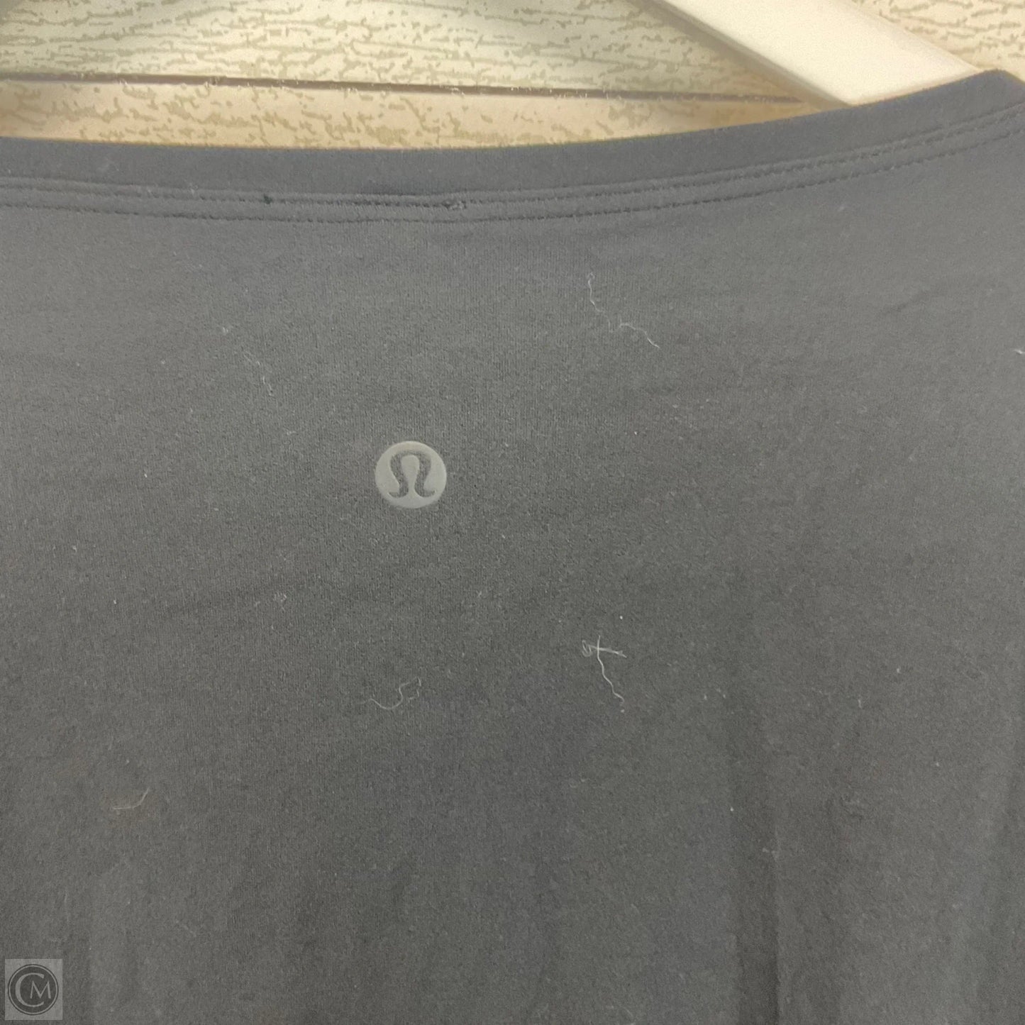 Athletic Top Long Sleeve Crewneck By Lululemon In Black, Size: 4