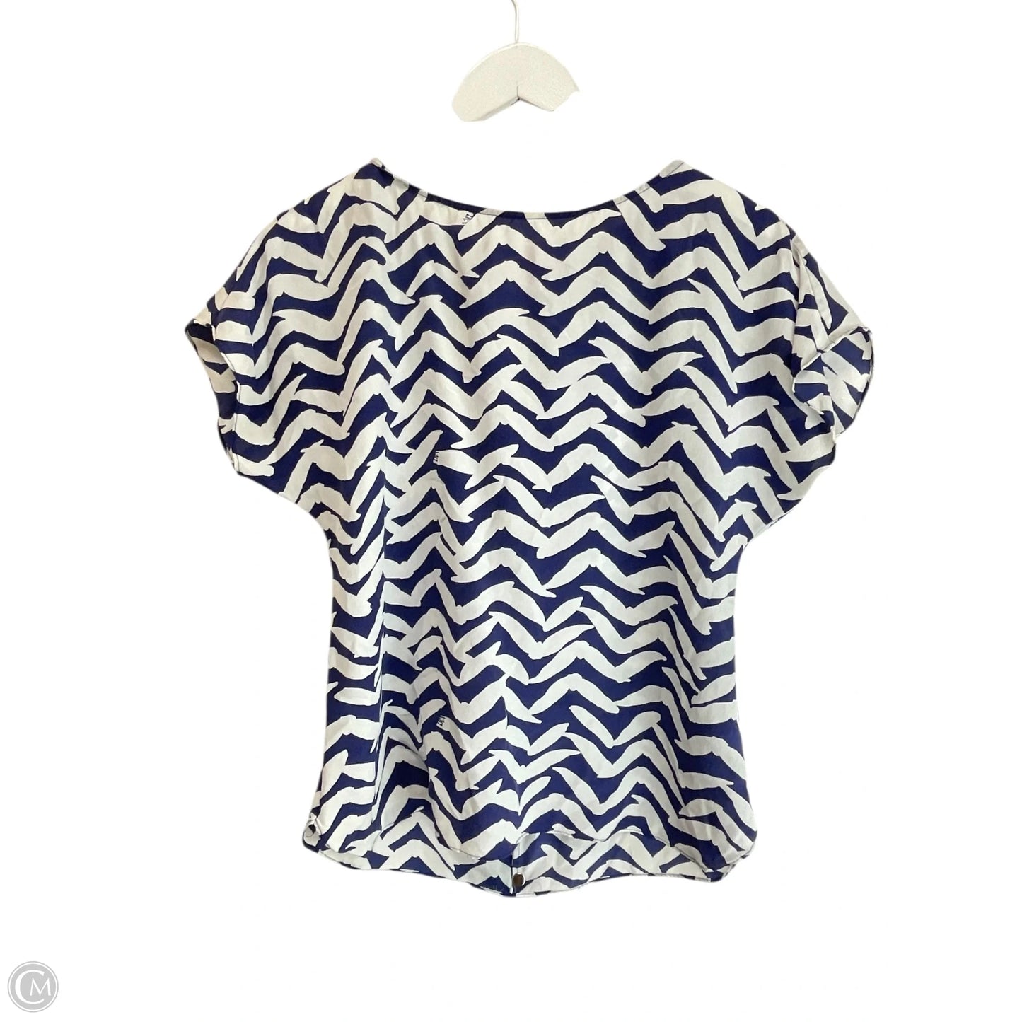 Top Short Sleeve Designer By Lilly Pulitzer In Blue & White, Size: S