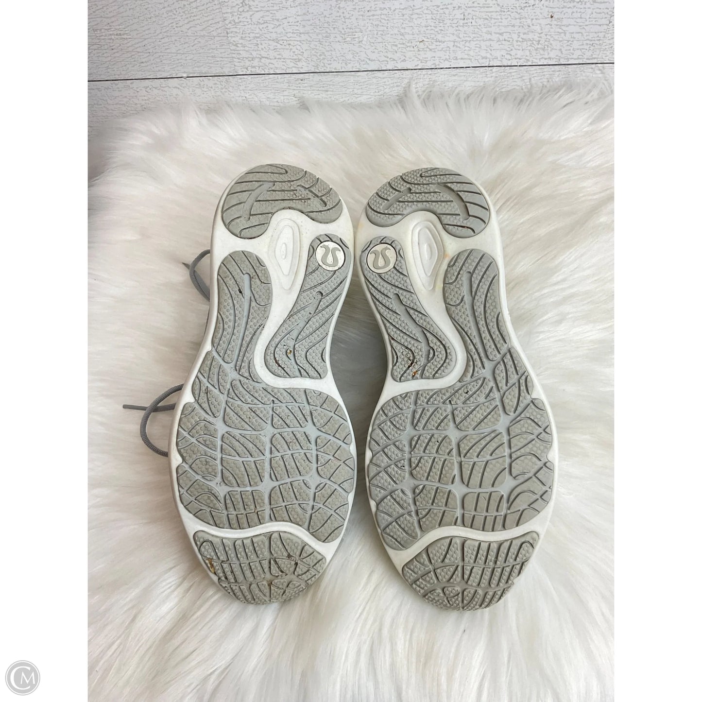 Shoes Athletic By Lululemon In Grey, Size: 9