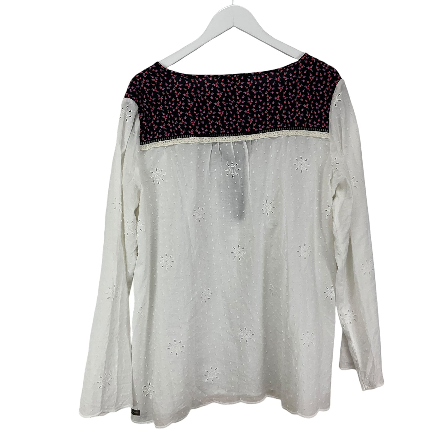 Top Long Sleeve By Matilda Jane In White, Size: 2x