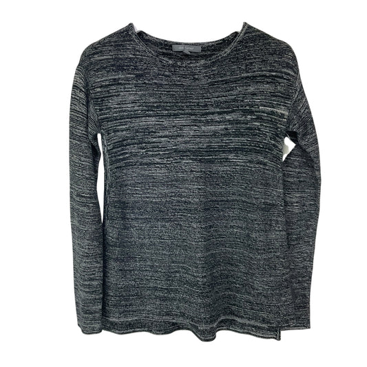 Top Long Sleeve Basic By Daisy Fuentes In Grey, Size: M