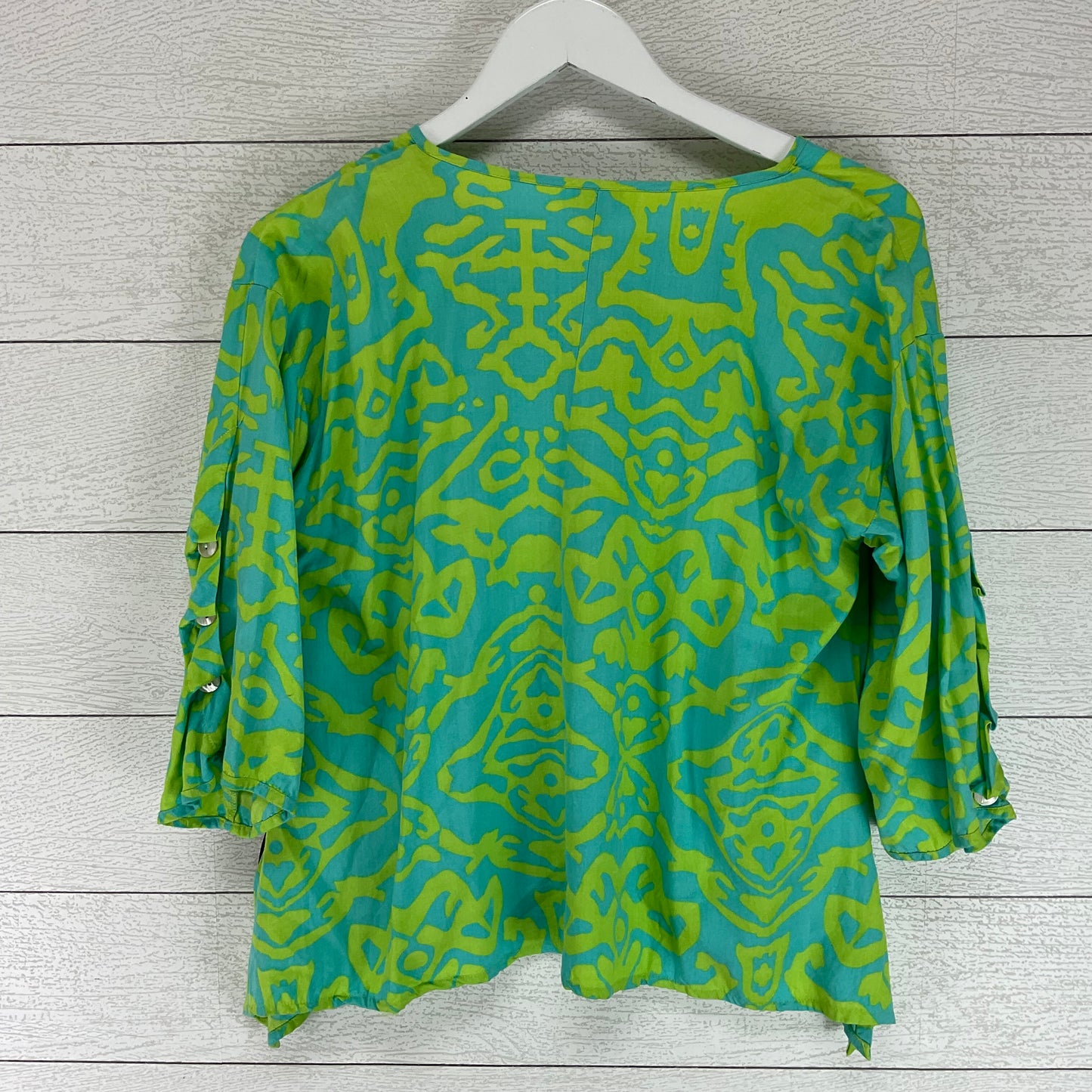 Top Long Sleeve By Escapada Living In Blue & Green, Size: S