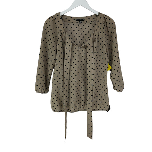 Top Long Sleeve By Clothes Mentor In Polkadot Pattern, Size: M