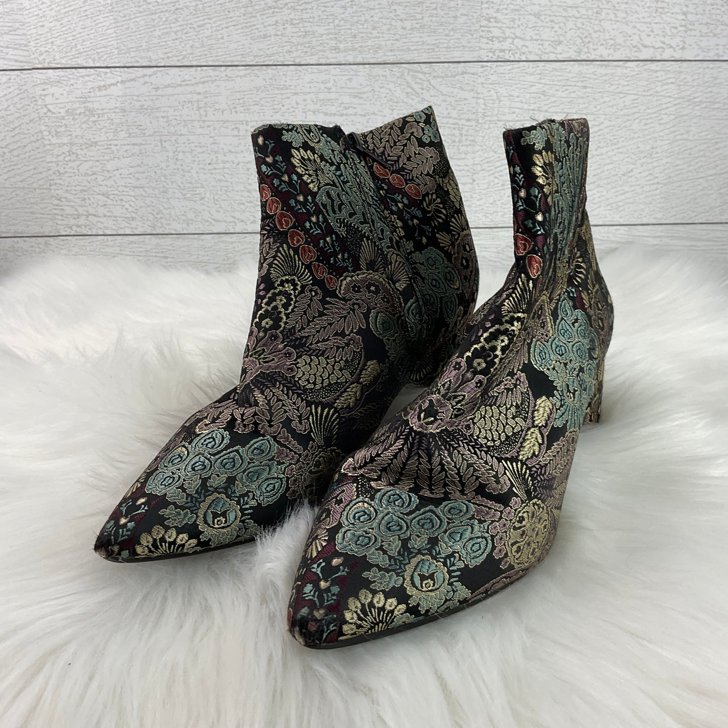 Boots Ankle Heels By Alex Marie In Floral Print, Size: 7.5