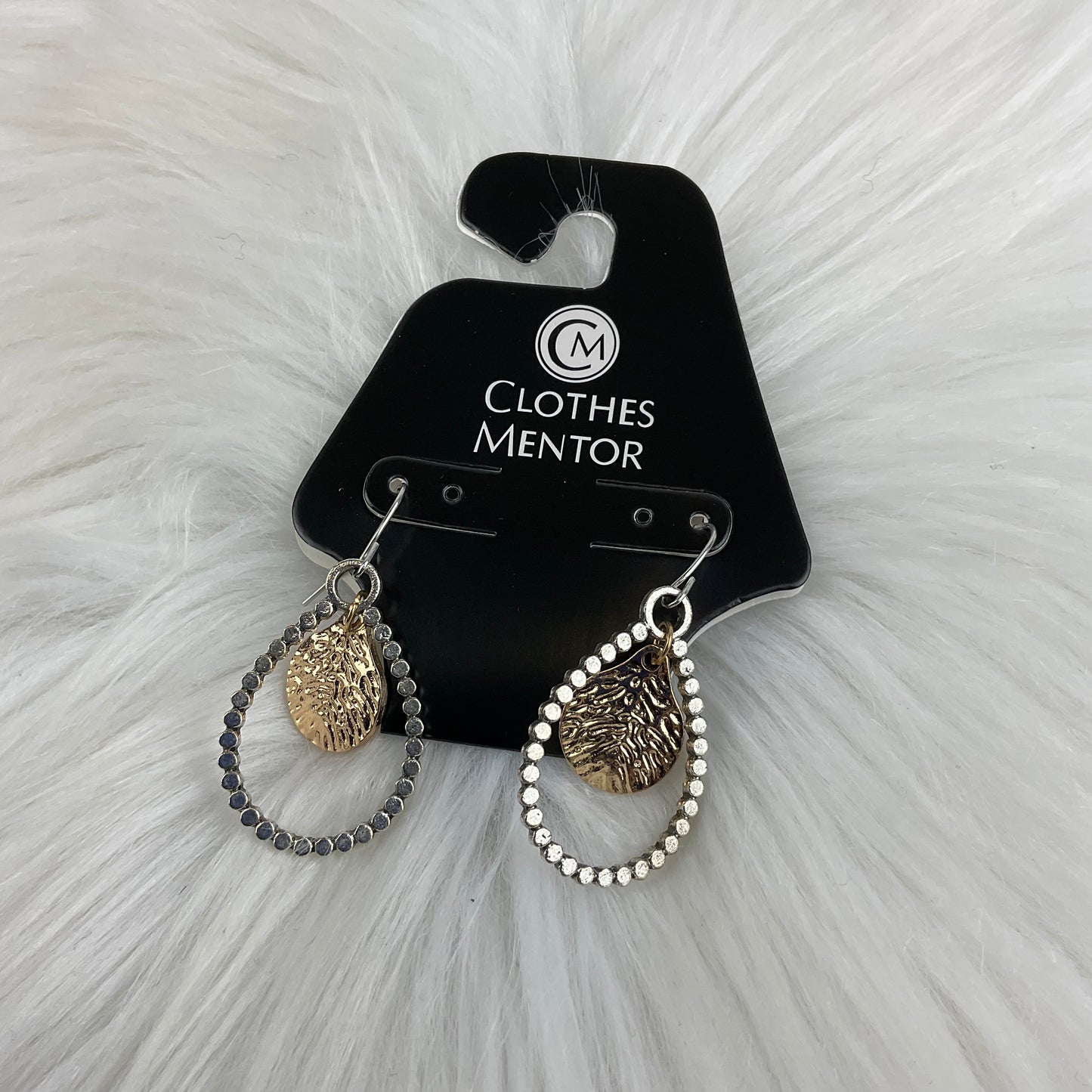 Earrings Dangle/drop By Clothes Mentor