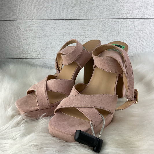 Shoes Heels Block By Forever 21  Size: 7