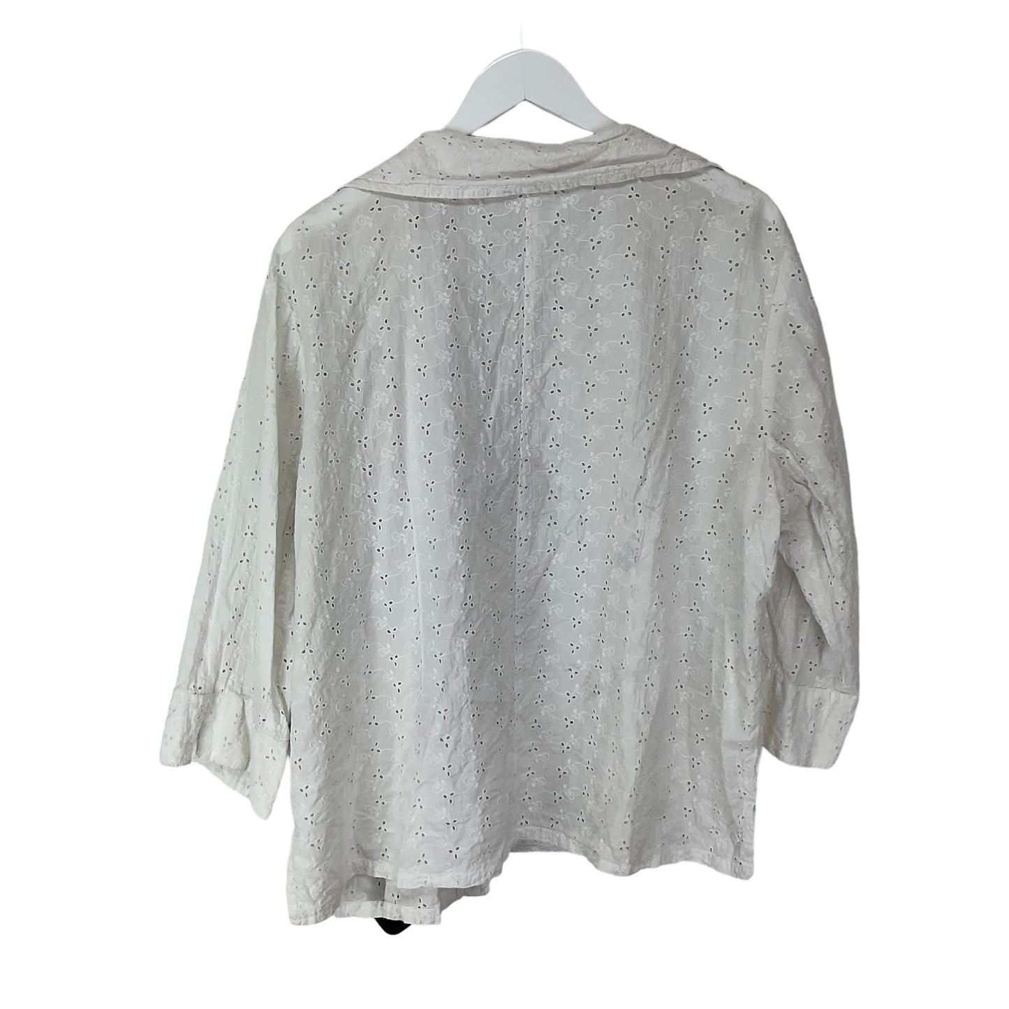 Cardigan By Clothes Mentor In White, Size: 1x