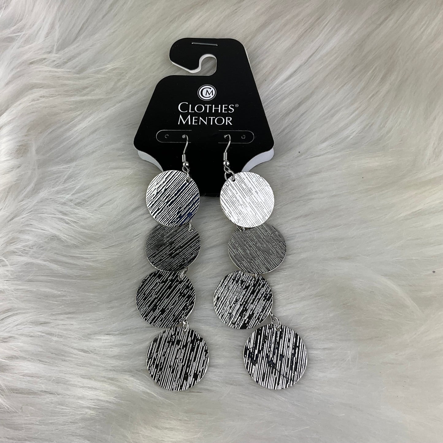 Earrings Dangle/drop By Clothes Mentor