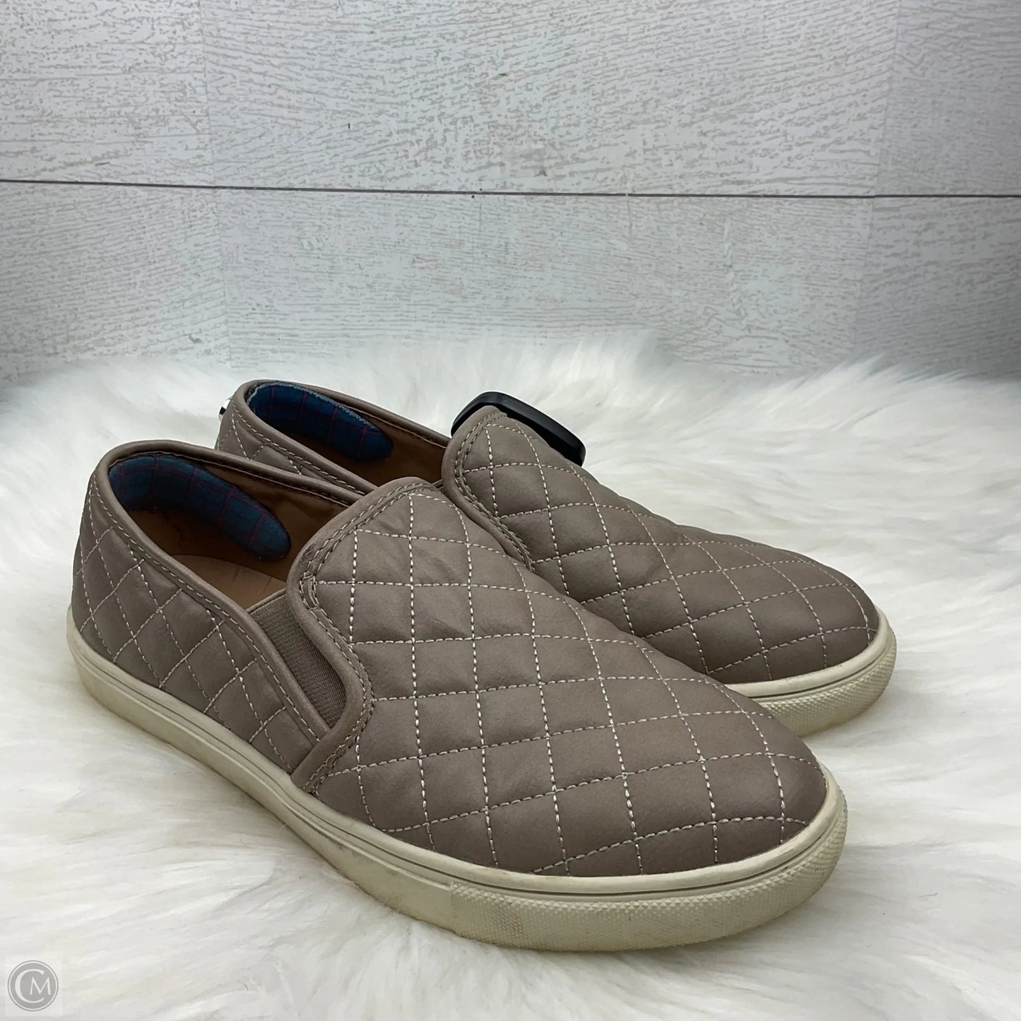 Shoes Flats By Steve Madden In Cream, Size: 8.5