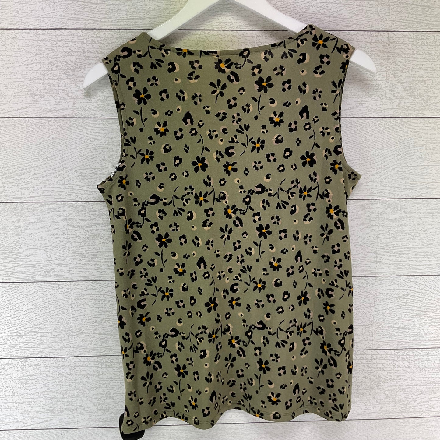 Green Top Sleeveless Cato, Size S