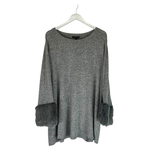 Top Long Sleeve By Lane Bryant In Grey, Size: 2x