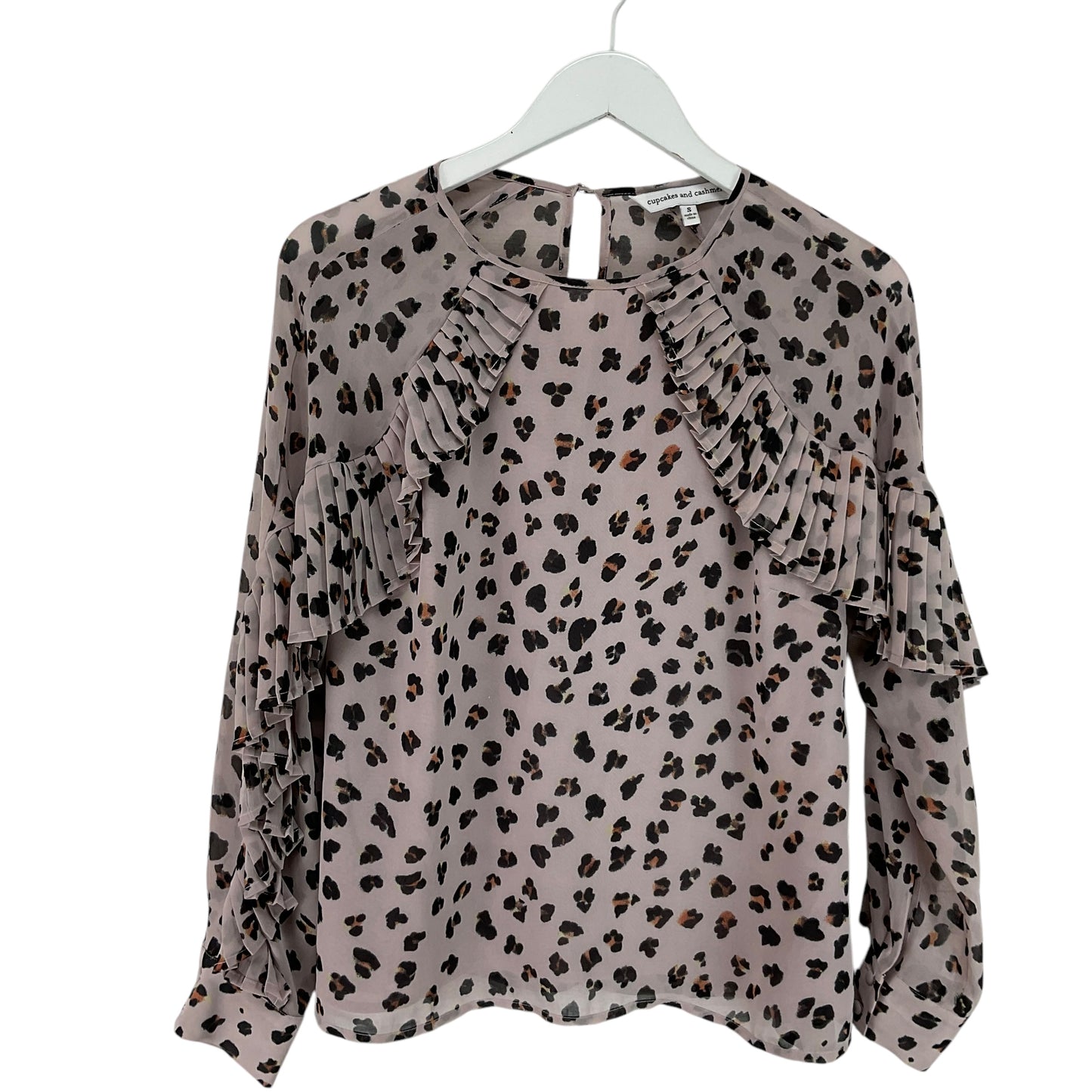 Top Long Sleeve By Cupcakes And Cashmere In Animal Print, Size: S