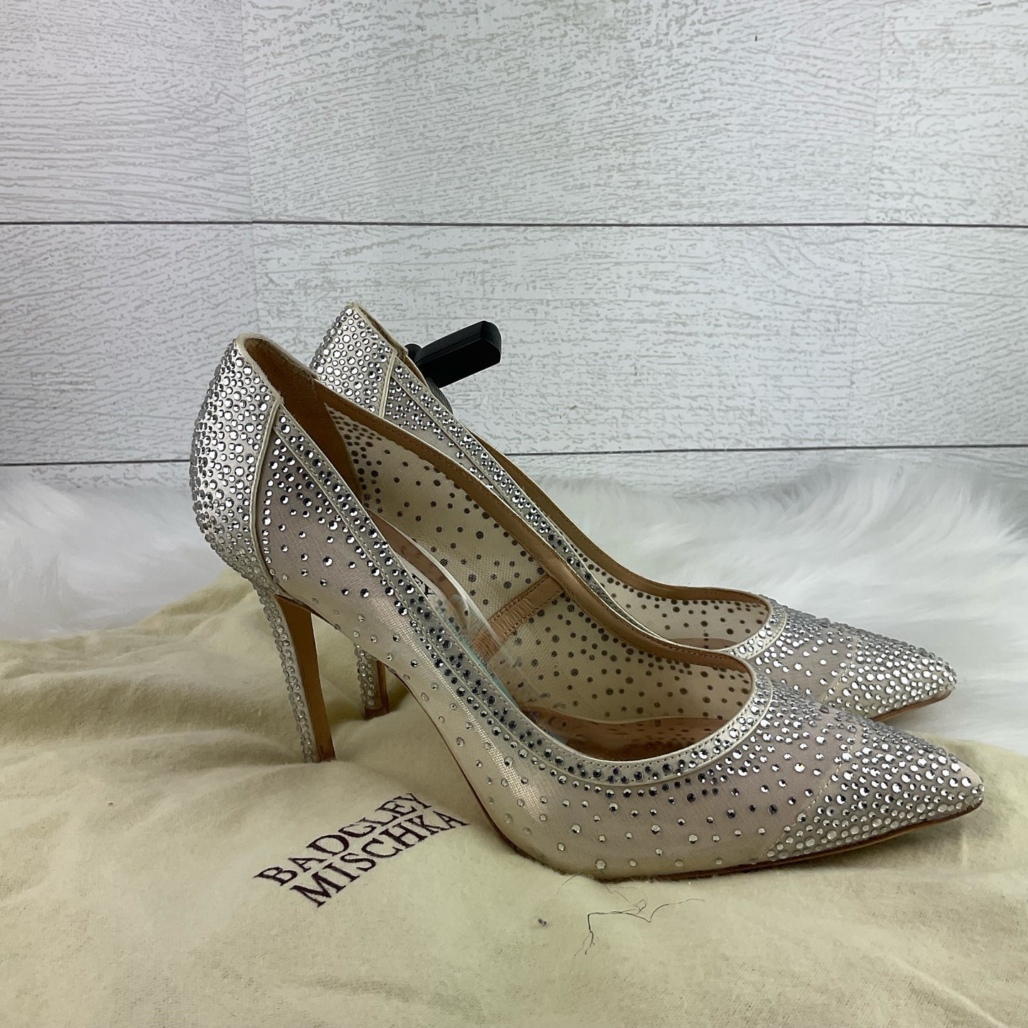 Shoes Designer By Badgley Mischka In Silver, Size: 6.5