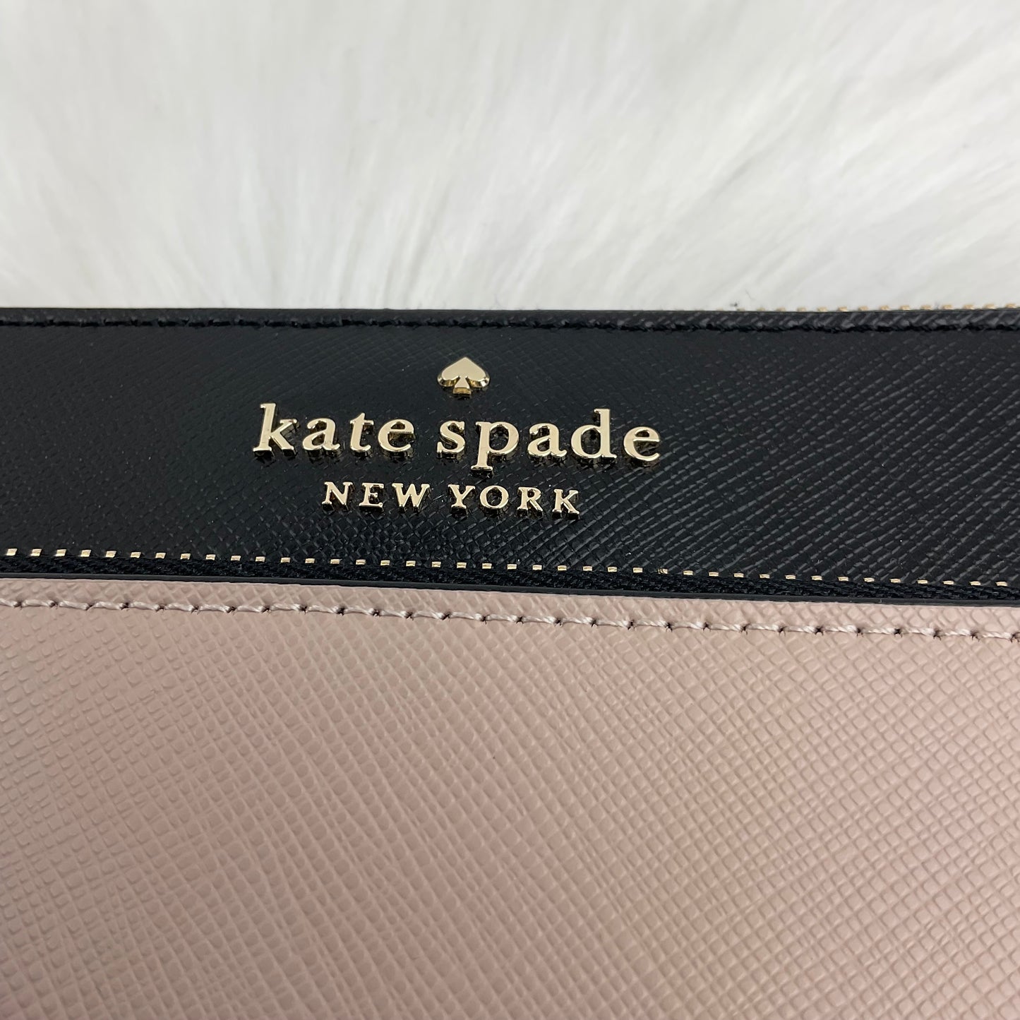 Wristlet Designer By Kate Spade, Size: Medium