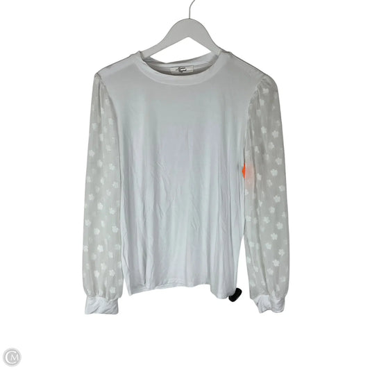 Top Long Sleeve By Clothes Mentor In White, Size: M