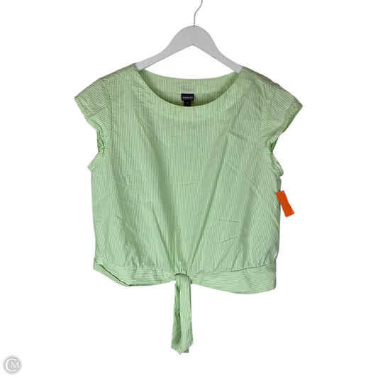 Top Short Sleeve By Patagonia In Green, Size: M