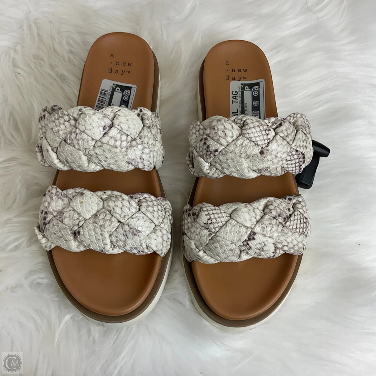 Sandals Heels Block By A New Day In White, Size: 7