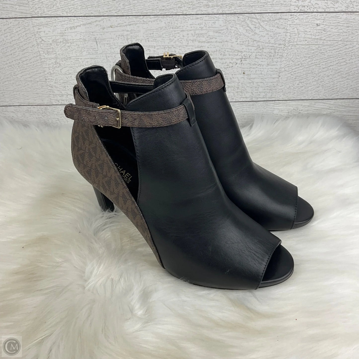 Shoes Designer By Michael Kors In Brown, Size: 9