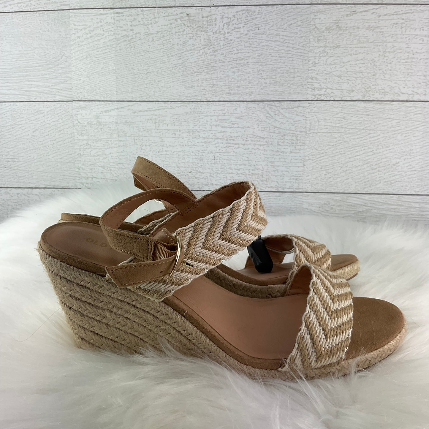 Sandals Heels Wedge By Old Navy In Tan, Size: 9