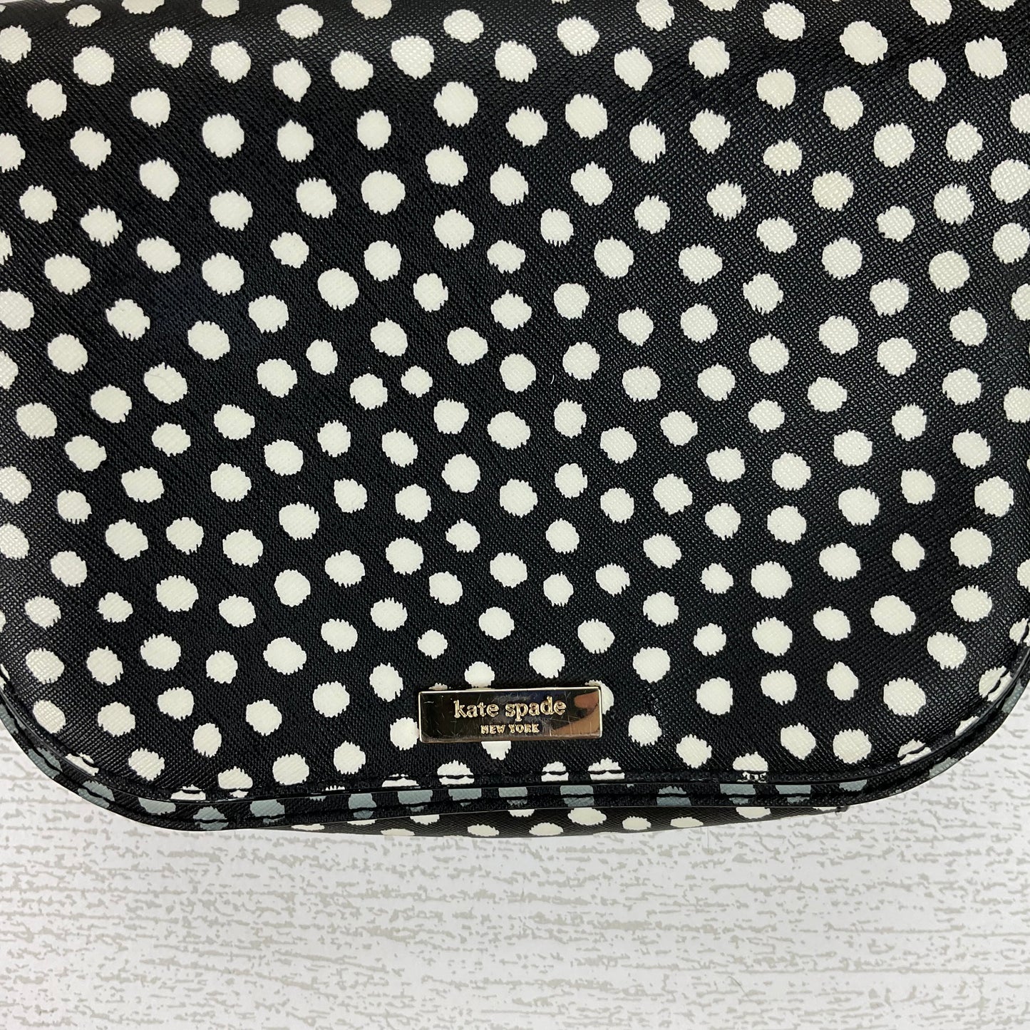 Crossbody Designer By Kate Spade, Size: Large