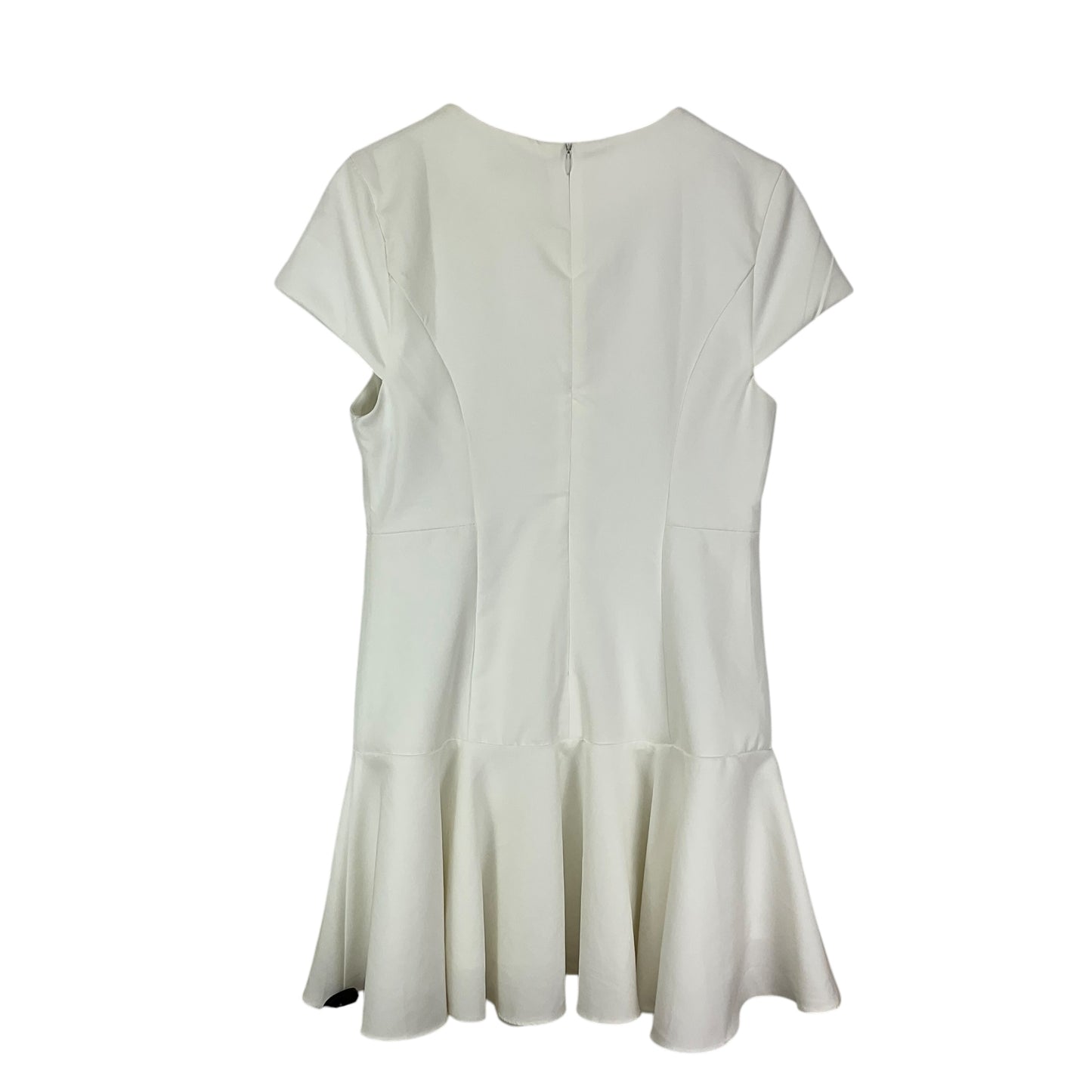 Dress Casual Short By Clothes Mentor In White, Size: L