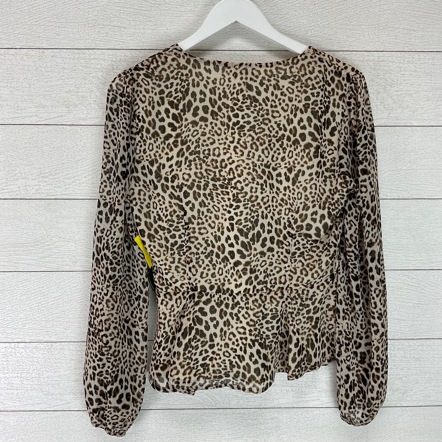 Top Long Sleeve By Clothes Mentor In Animal Print, Size: S