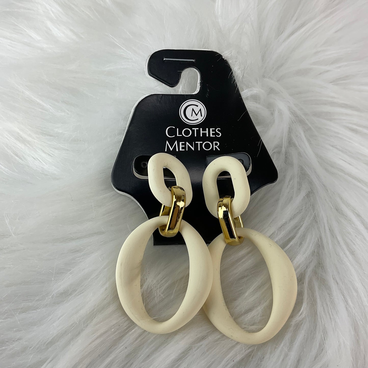 Earrings Dangle/drop By Clothes Mentor