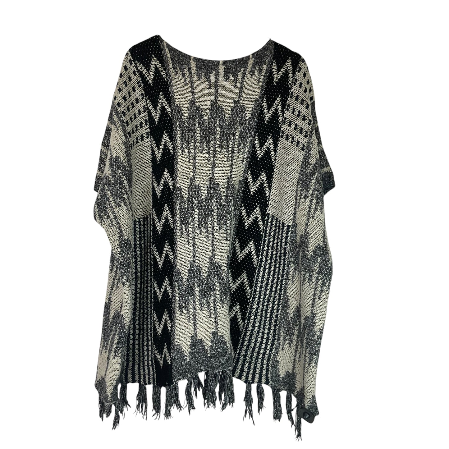 Poncho By Elodie In Grey, Size: Xl