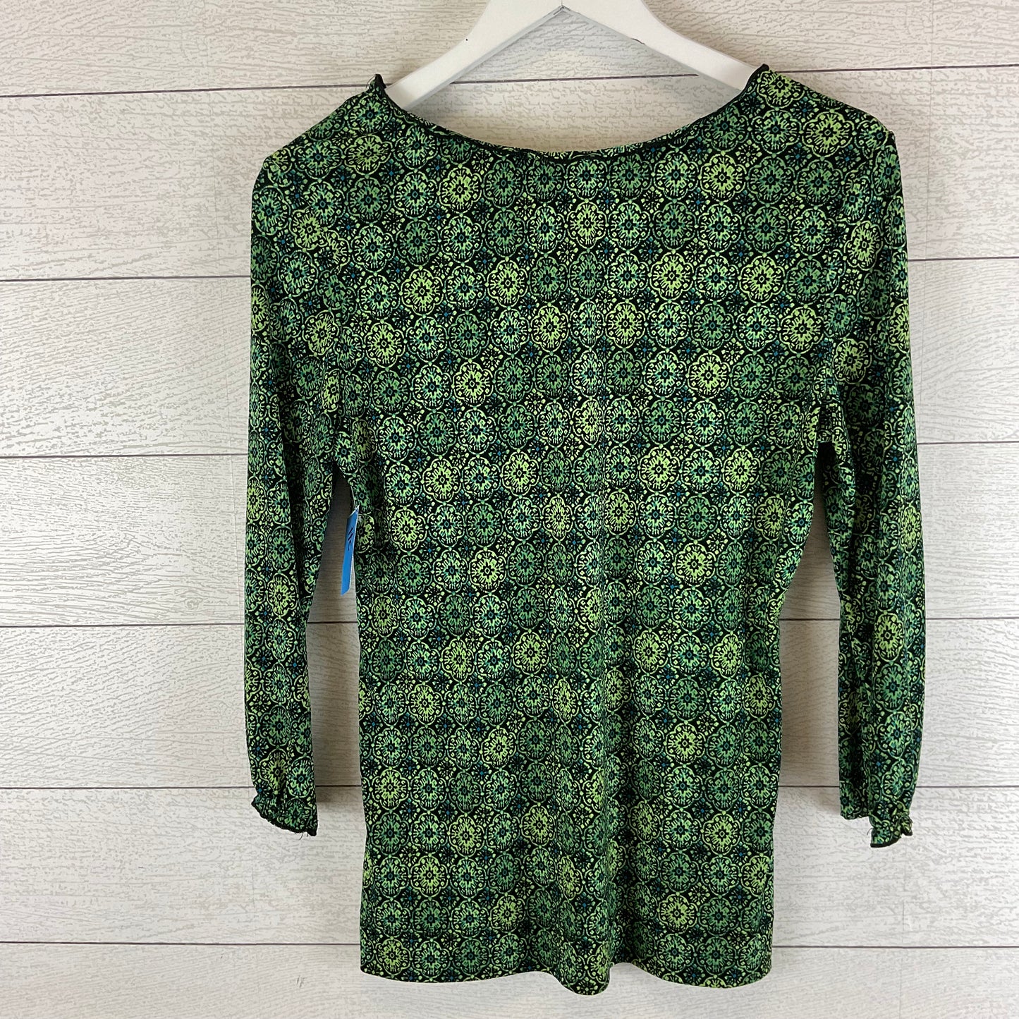 Top Long Sleeve By Izod In Green, Size: S