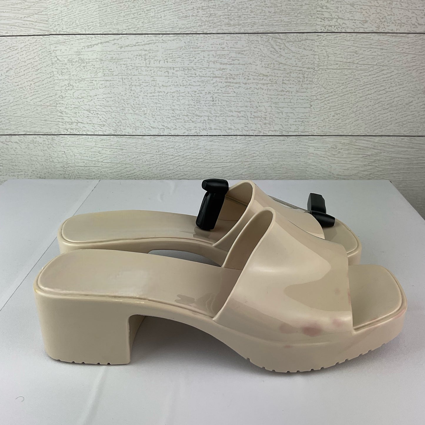 Beige Shoes Heels Block Wild Fable, Size 6