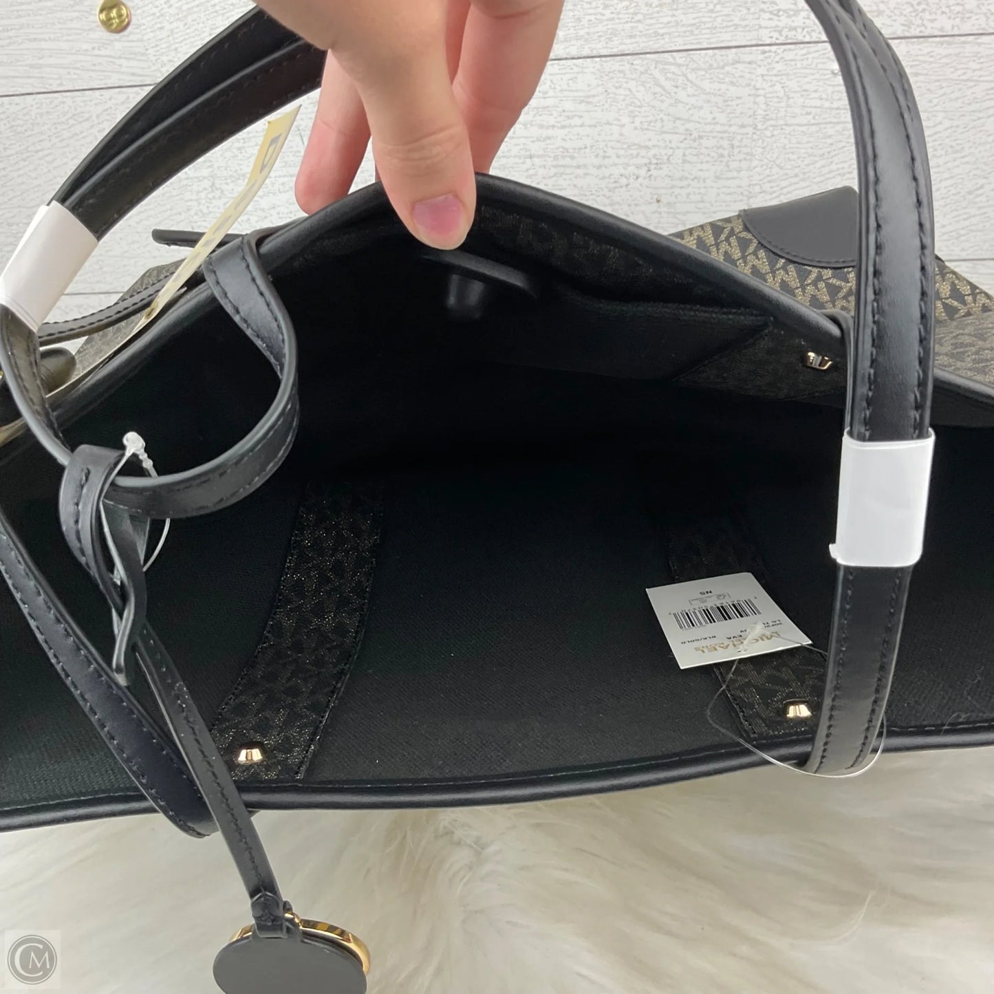 Handbag Designer By Michael Kors, Size: Large
